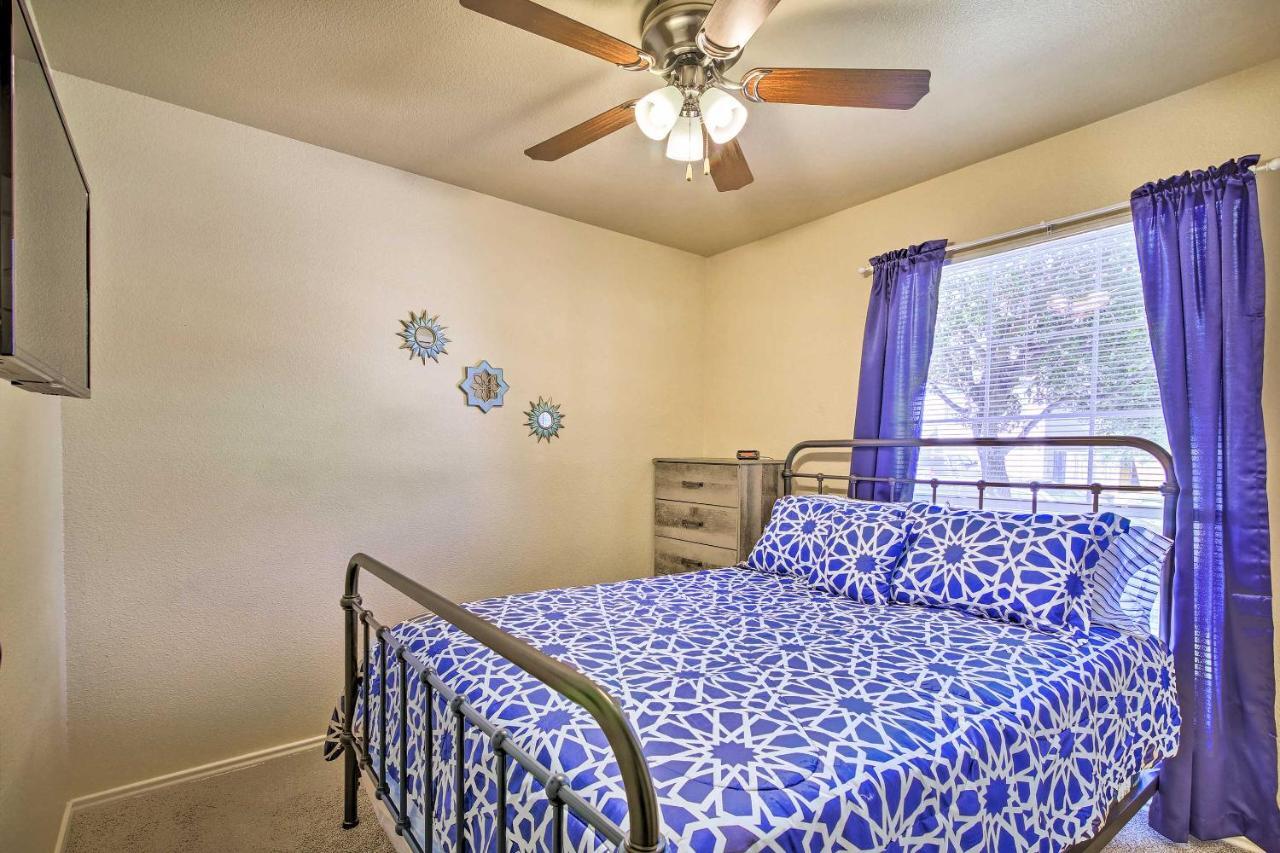 San Antonio Abode With Yard Less Than 4 Mi To Lackland Buitenkant foto