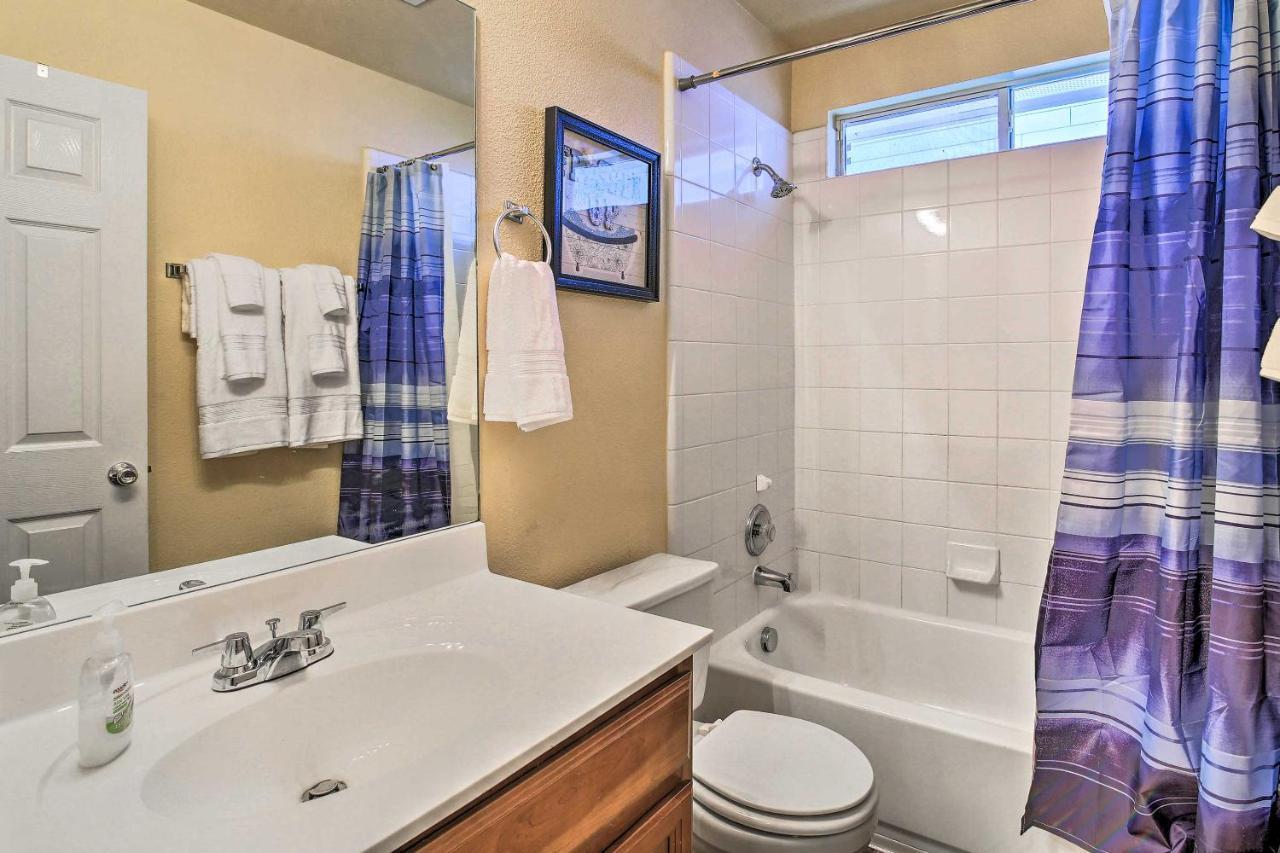 San Antonio Abode With Yard Less Than 4 Mi To Lackland Buitenkant foto